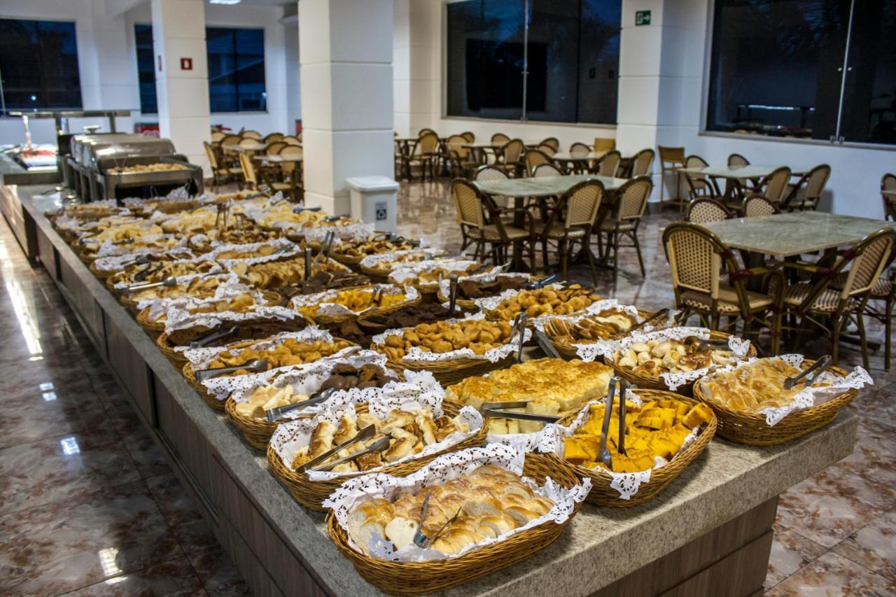 Lacqua Diroma Hotel Com Parque Aquatico 24 Horas Caldas Novas Zewnętrze zdjęcie